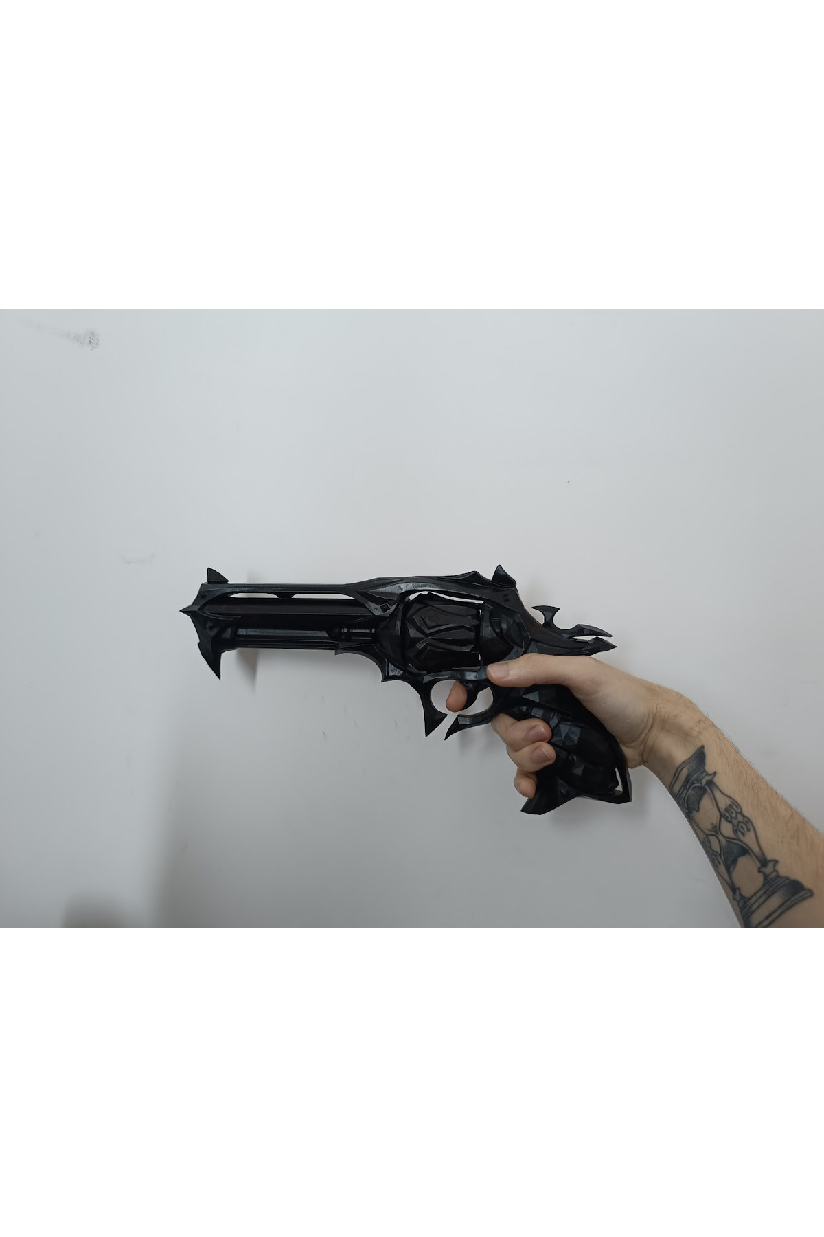 Reaver Sheriff Replika – Koleksiyonluk Figür, Cosplay ve Dekoratif Silah