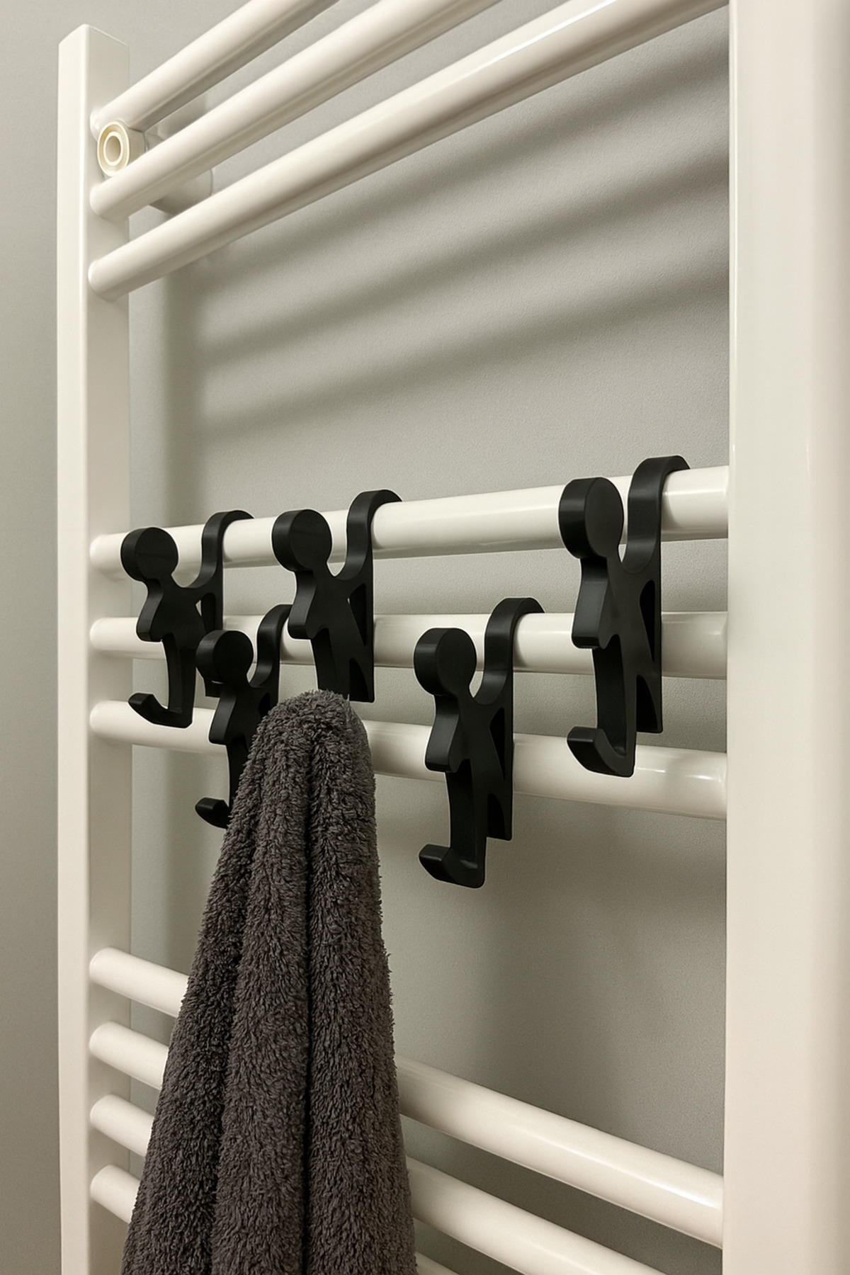 5 Li Havlupan Askısı-Havlupan Askı aparatı-Havlu Bornoz Askısı Siyah Havlu Askılığı Modern TR Nemli